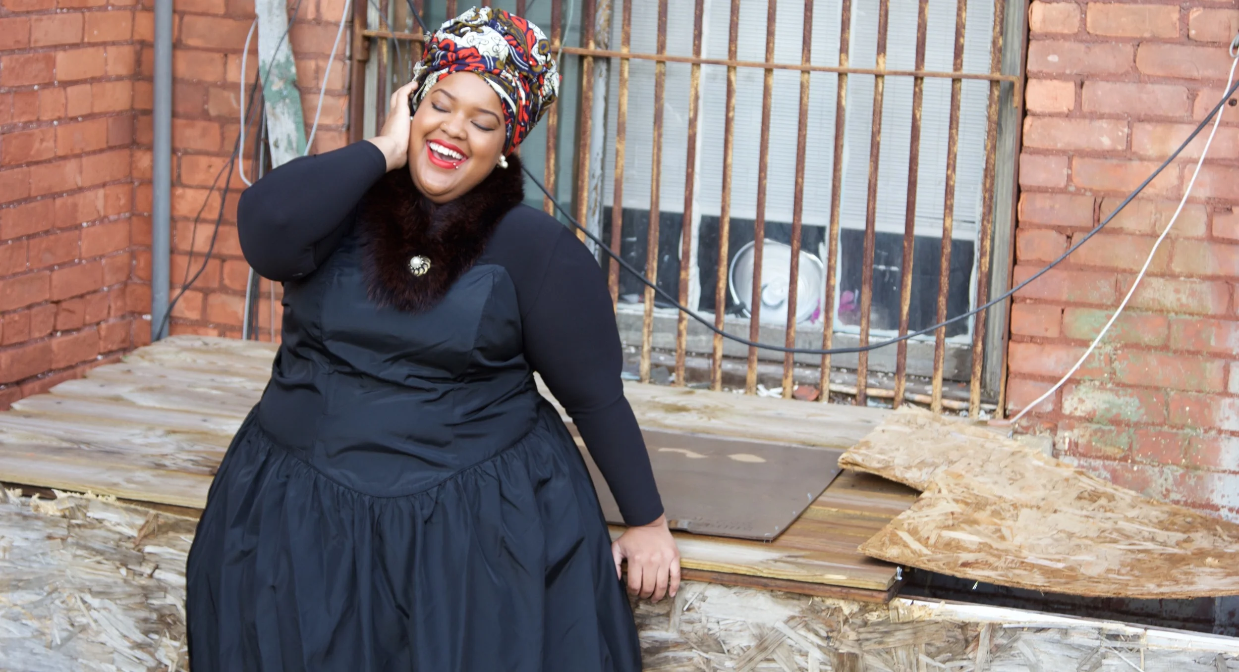 Curvy vintage sale fashion